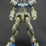 マスターグレードモデル ＧＡＴ－Ｘ１０２・デュエル アサルト・シュラウド (1)